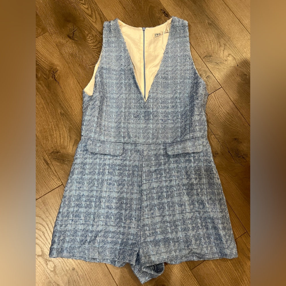 Zara women’s  Light Blue Tweed romper